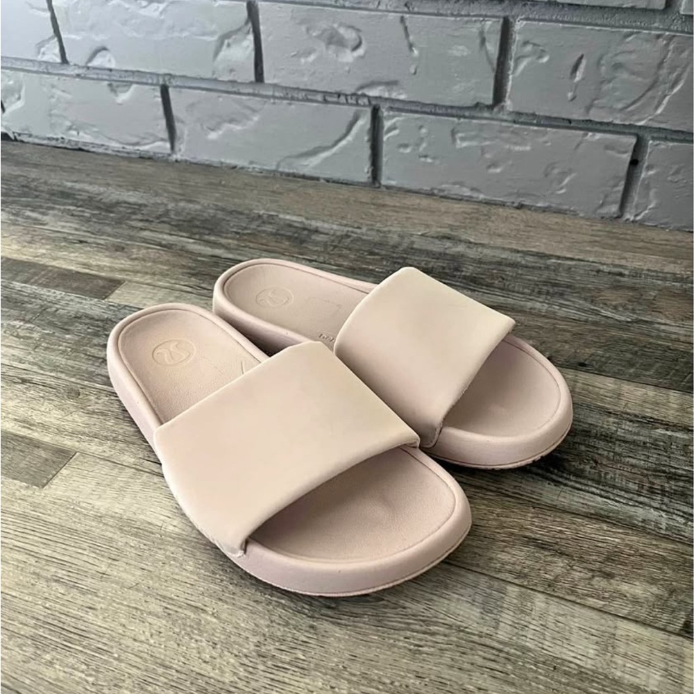 Women's Pink Slide Sandals